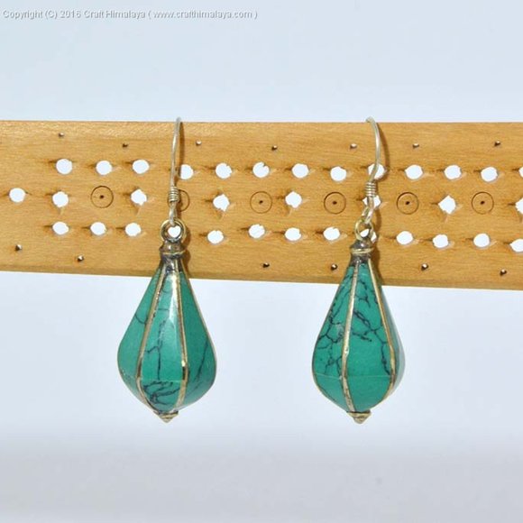 Pair of White Metal Earrings With Green Stone - Picture 2 of 2